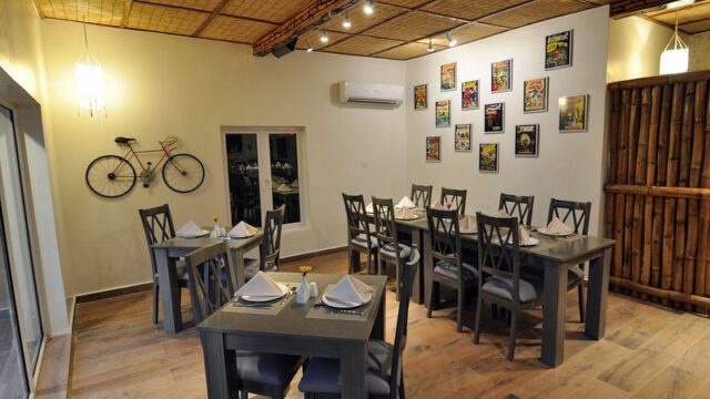coll-indoor-dining-4